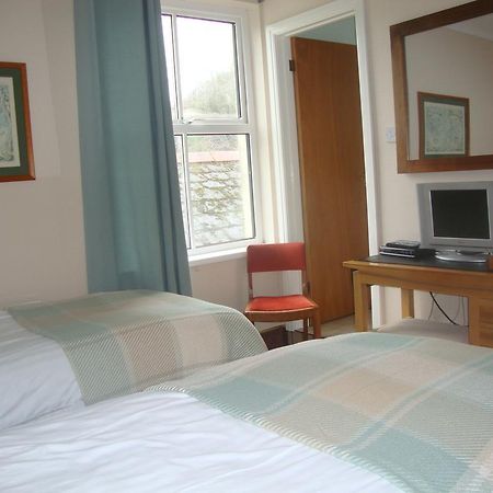 Hotel Gwesty'R Webley Cardigan Zimmer foto
