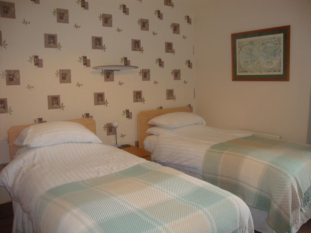 Hotel Gwesty'R Webley Cardigan Zimmer foto